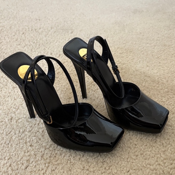 Saint Laurent La Scandale Black Heels - Picture 1 of 3